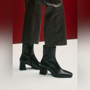 Like new Vagabond Hedda Boots in Black, Size 38